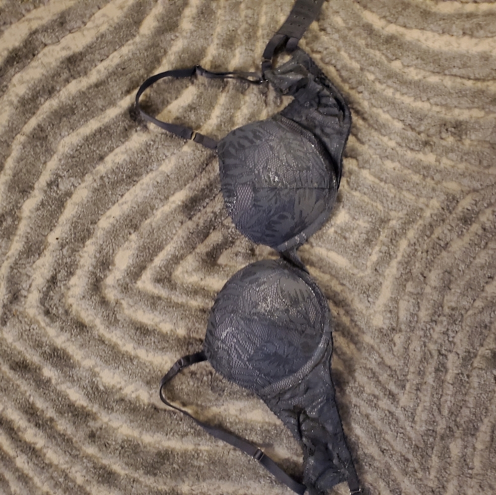 Victoria Secret Very Sexy Push Up Size 34c